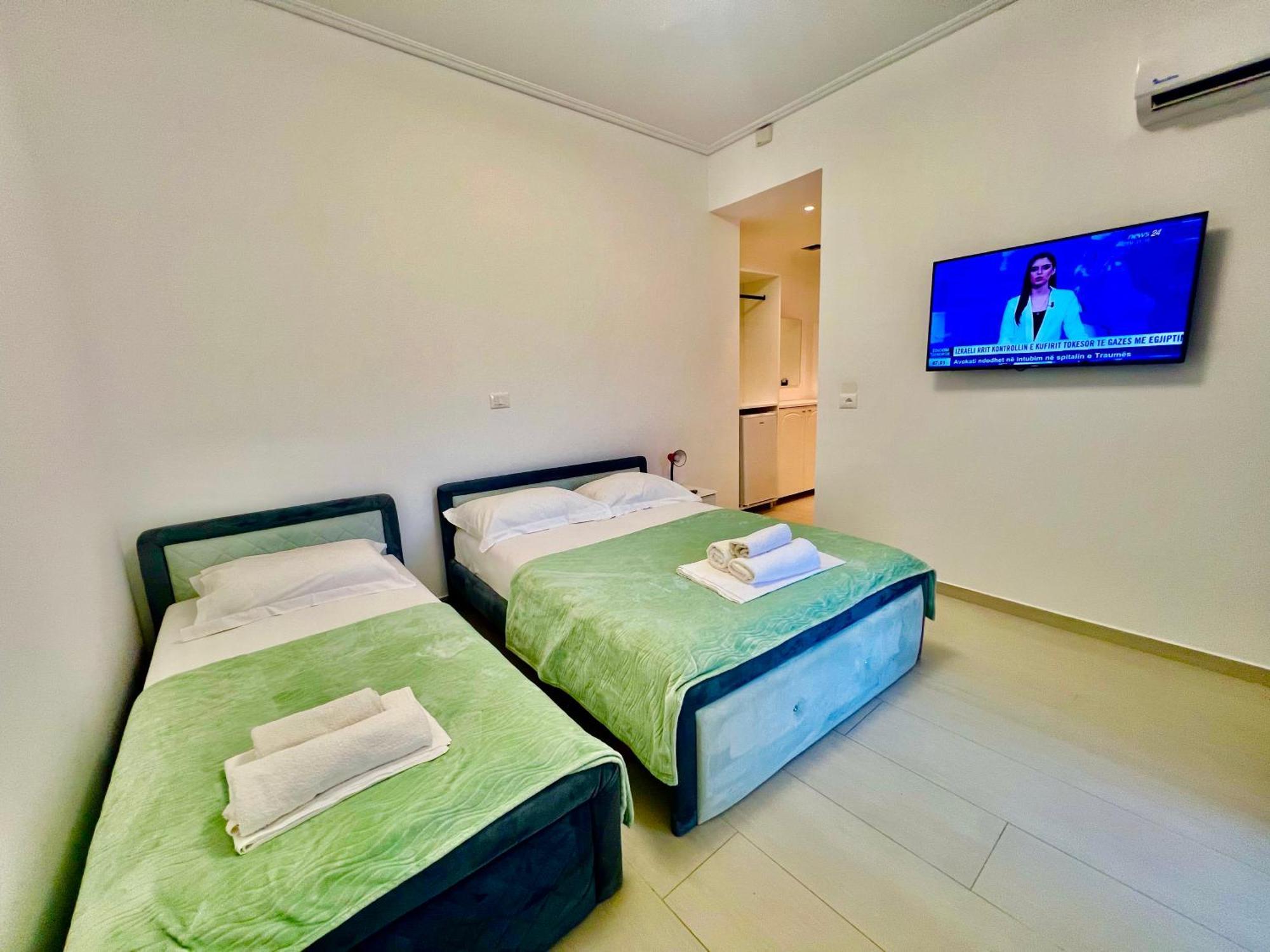 Hotel Vip Bujari Ksamil Ngoại thất bức ảnh
