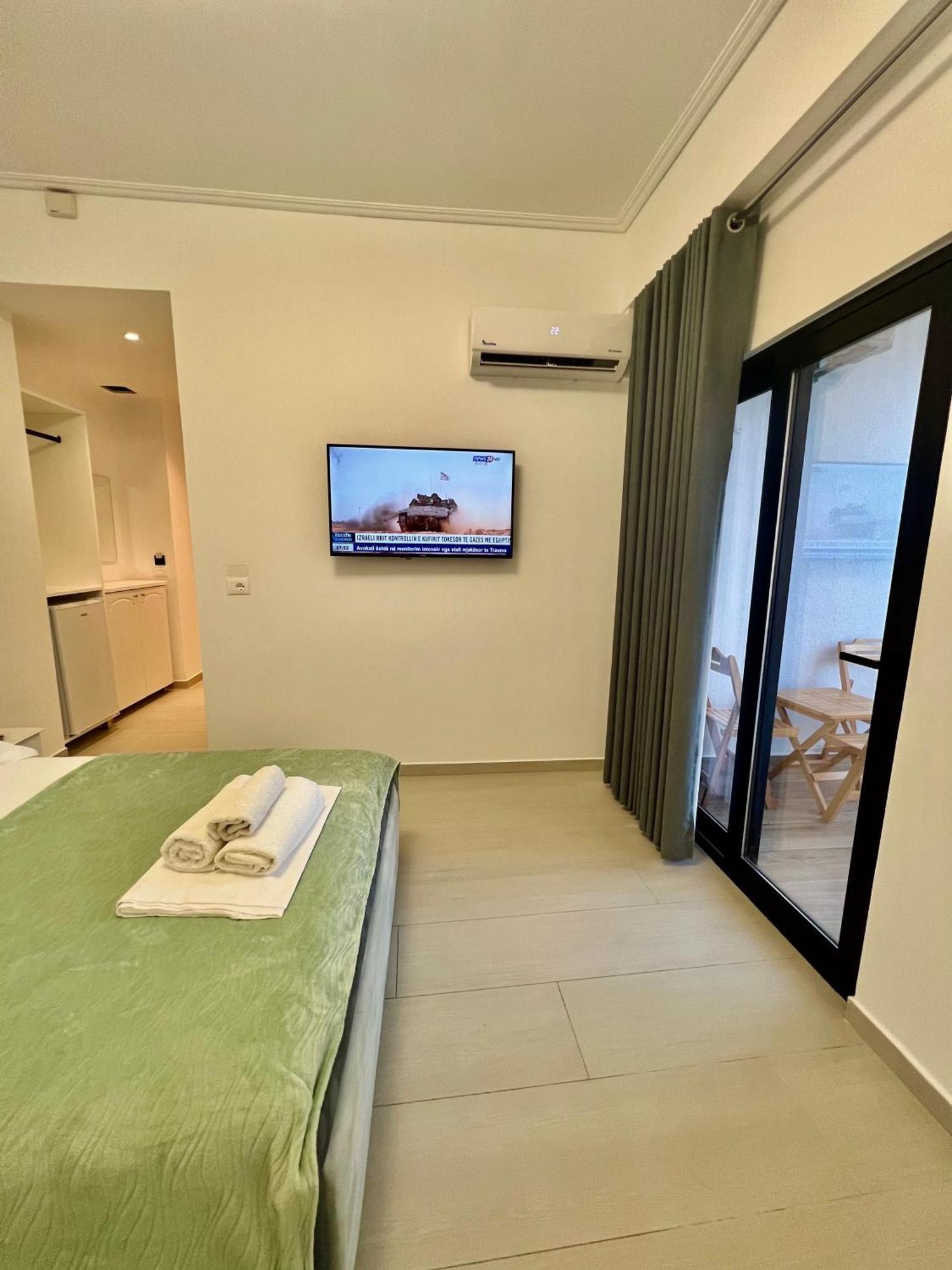Hotel Vip Bujari Ksamil Ngoại thất bức ảnh