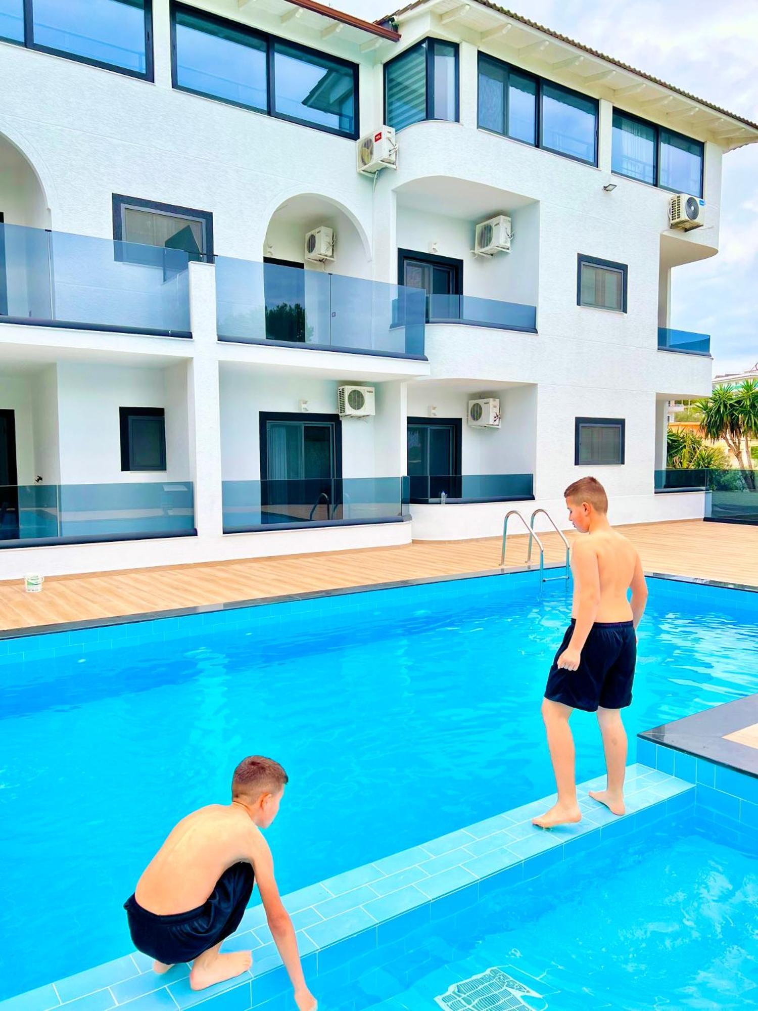 Hotel Vip Bujari Ksamil Ngoại thất bức ảnh