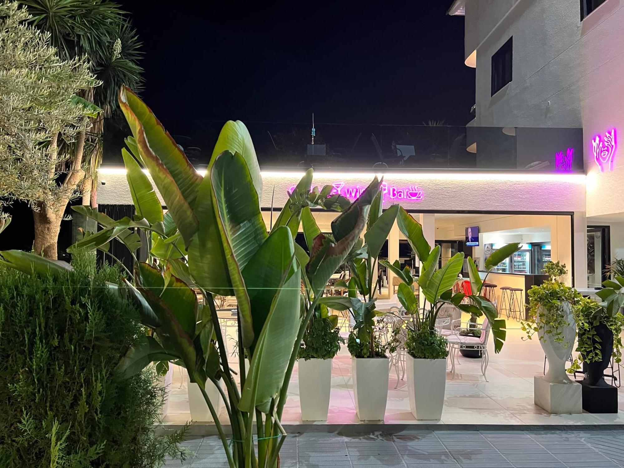 Hotel Vip Bujari Ksamil Ngoại thất bức ảnh