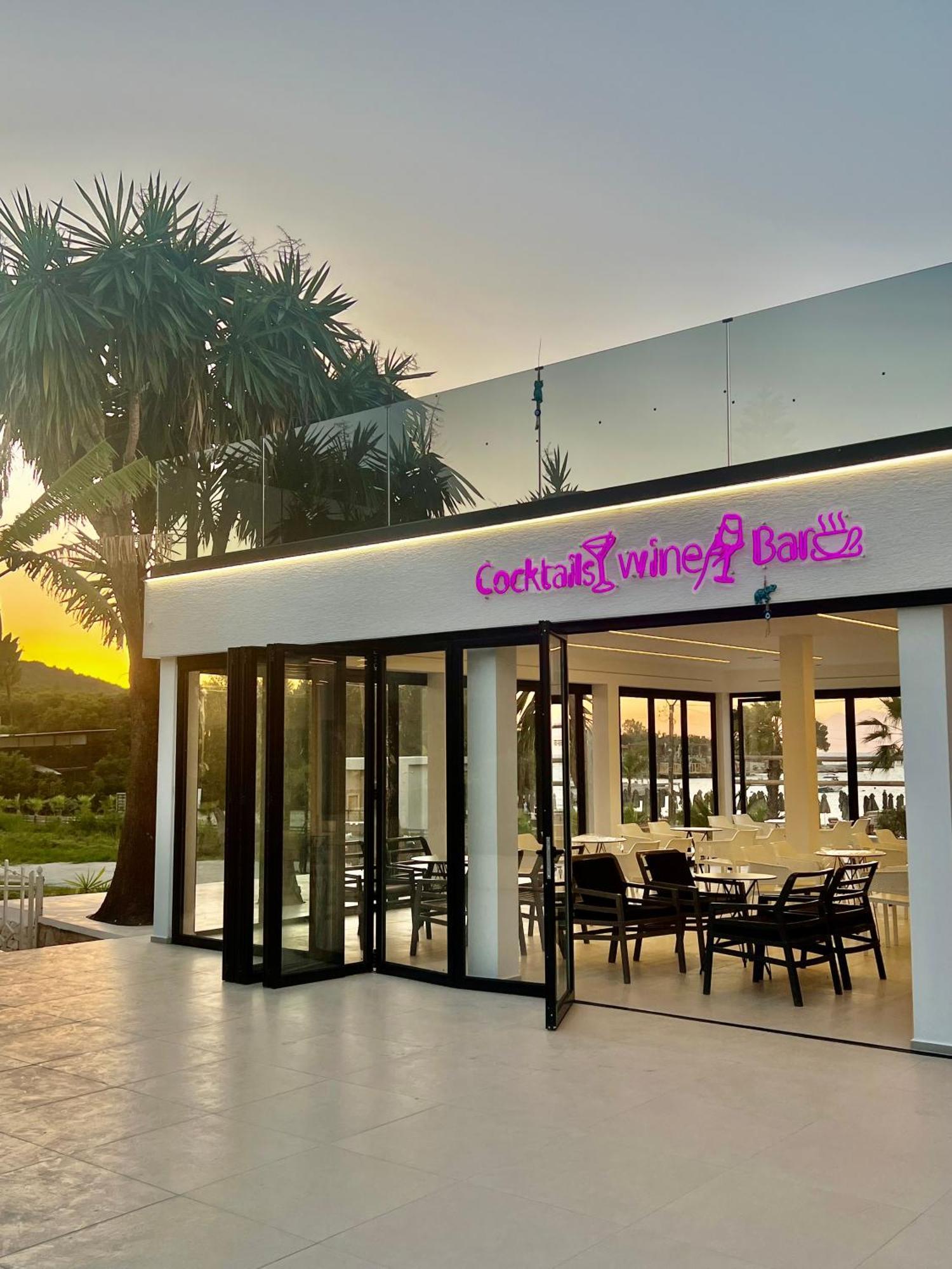 Hotel Vip Bujari Ksamil Ngoại thất bức ảnh
